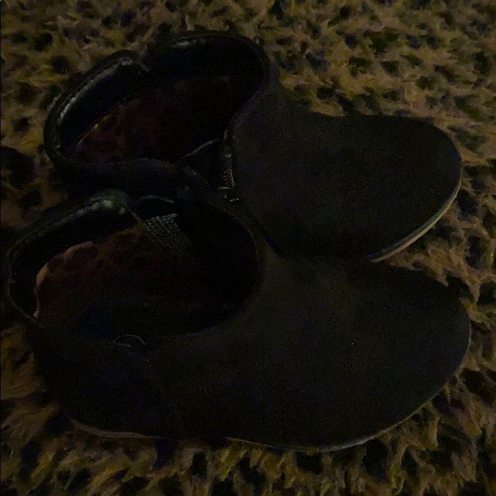 Toddler shoes